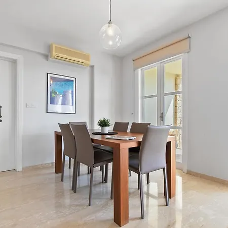 Апартаменты 2 Bedroom Avdimou With Stunning Sea Views, Aphrodite Hills *