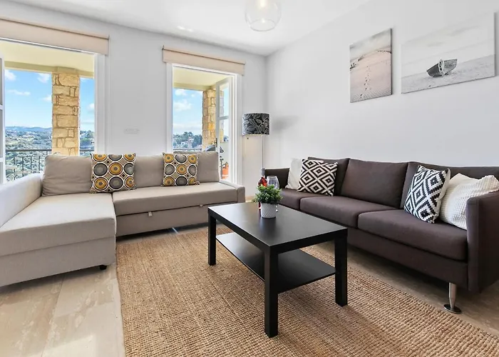 Lägenhet 2 Bedroom Avdimou With Stunning Sea Views, Aphrodite Hills