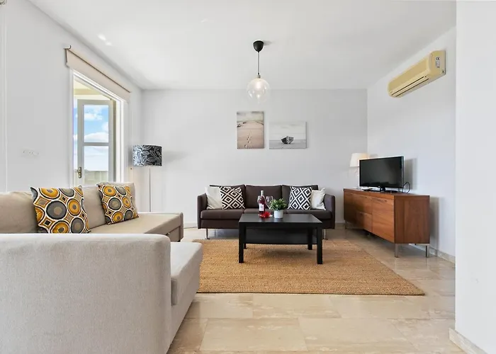 2 Bedroom Avdimou With Stunning Sea Views, Aphrodite Hills Kouklia